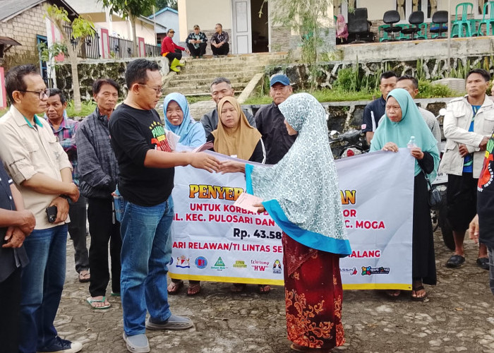Seniman Dangdut Pemalang dan Komunitas Salurkan Bantuan Korban Banjir Bandang di Pulosari dan Moga