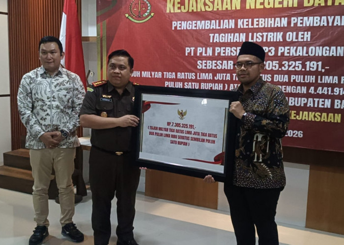 Lewat Kejari Batang, PLN Kembalikan Rp7,3 Miliar Dana Kelebihan Bayar PJU ke Pemkab