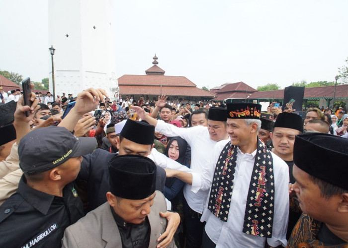Ziarah ke Makam Sultan Maulana Hasanuddin, Ganjar; Kita Belajar Banyak Soal Toleransi