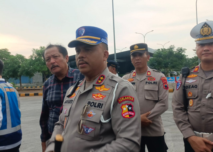 Libur Panjang Waisak, Kakorlantas Kunjungi Rest Area Batang, Sebut Ada Peningkatan Volume Kendaraan
