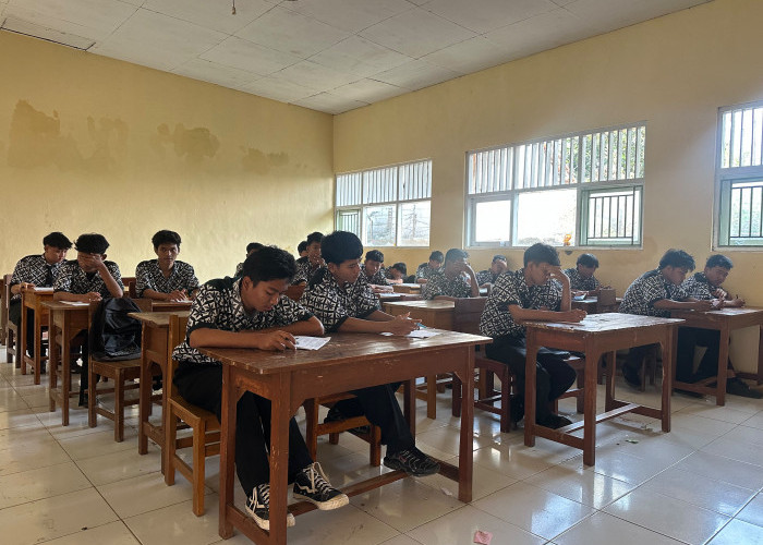 Buktikan Kompetensi, Ratusan Siswa SMK Peristek Pangkah Serius Ikuti Asesmen Tengah Semester