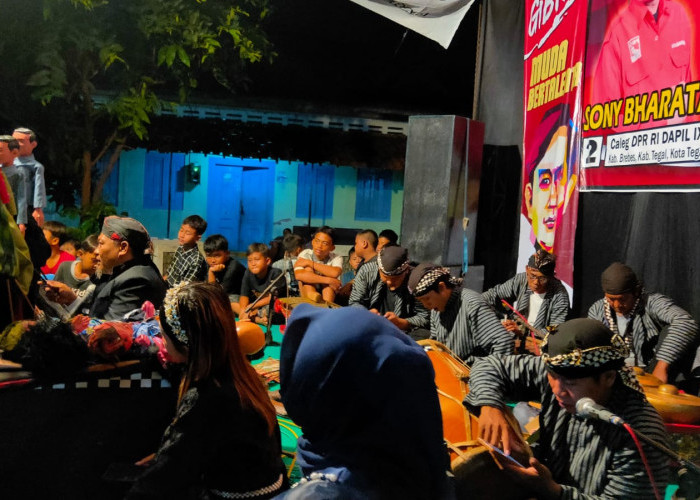 Kenalkan Capres Prabowo-Gibran melalui Wayang Golek oleh Ki Walet Tegal