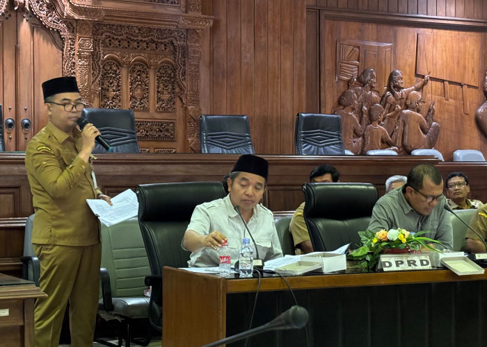 Heboh Isu Dokumen KUA-PPAS 2027 Rembang Tanpa Fiat Sekda, Ketua DPRD Tegaskan Tetap Sah!