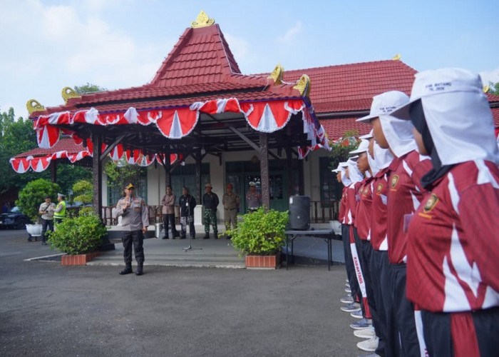 Kapolresta Batang Ingatkan Paskibraka Jaga Kehormatan,  Perilaku Harus Dijaga di Media Sosial