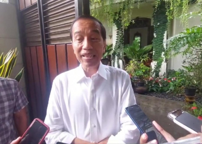 Jokowi Santai Tanggapi Pemecatan Gibran dari PDIP, Ini Katanya