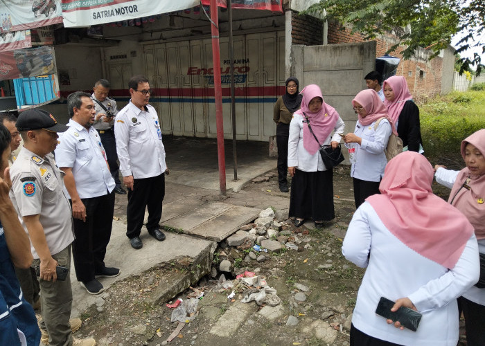 DLH Kabupaten Tegal Datangi Lokasi Mie Gacoan