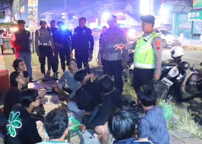 Cegah Gangster dan Kejahatan Jalanan, Polisi Patroli hingga Dini Hari di Wilayah Kabupaten Pekalongan
