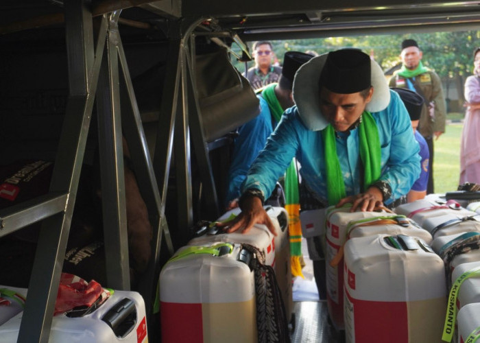 Tangis dan Doa Iringi 219 Jemaah Haji Batang Menuju Tanah Suci