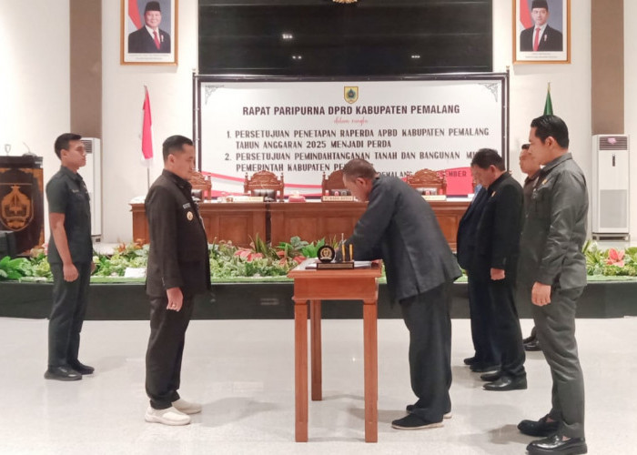 DPRD Kabupaten Pemalang Tetapkan Raperda APBD 2025 Menjadi Perda