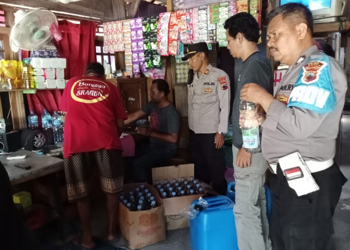 Perketat Kamtibmas Jelang Pilkada. Polres Sragen Sita 55 Liter Ciu 