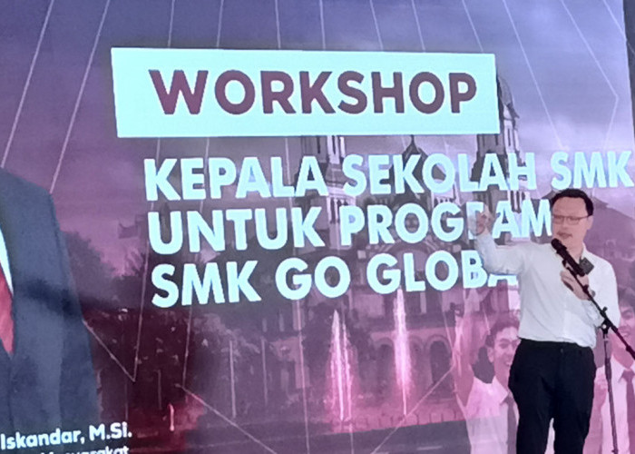 Kemenko PM Dorong Transformasi SMK Jadi Inkubator 1 Juta Talenta Global Terampil