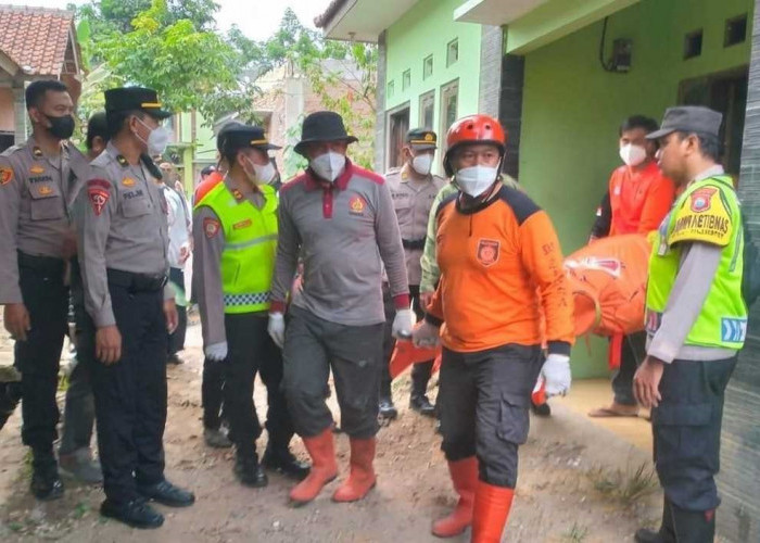 Lansia di Gebog Kudus Ditemukan Meninggal Membusuk dalam Rumah Terkunci