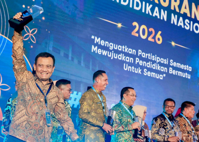 Jateng Borong Penghargaan Pendidikan Nasional 2026, Ahmad Luthfi: Pendidikan Kunci Tingkatkan SDM