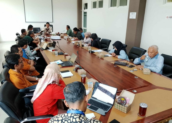 Rapat Kerja Komisi A Perdebatkan Rapat Tertutup atau Terbuka 