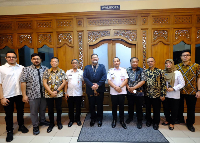 Respati Ardi Terima Dubes Iran, Solo Jajaki Kerja Sama Ekonomi Kreatif dan Sister City