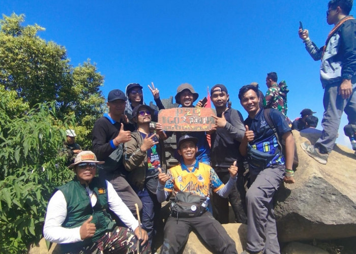 Gunung Muria Kudus Berbenah Total : Jalur Pendakian Diperbaiki dan Pendaki Bakal Pakai Gelang GPS