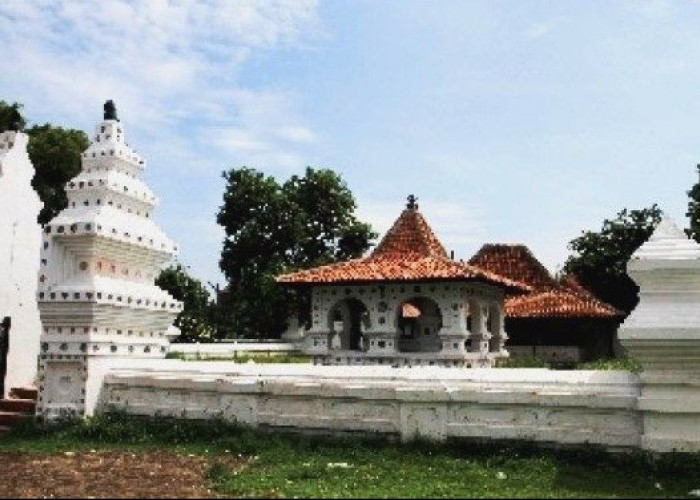 Salah Satu Wisata Bersejarah yang Ada di Cirebon ‘Keraton Kanoman’