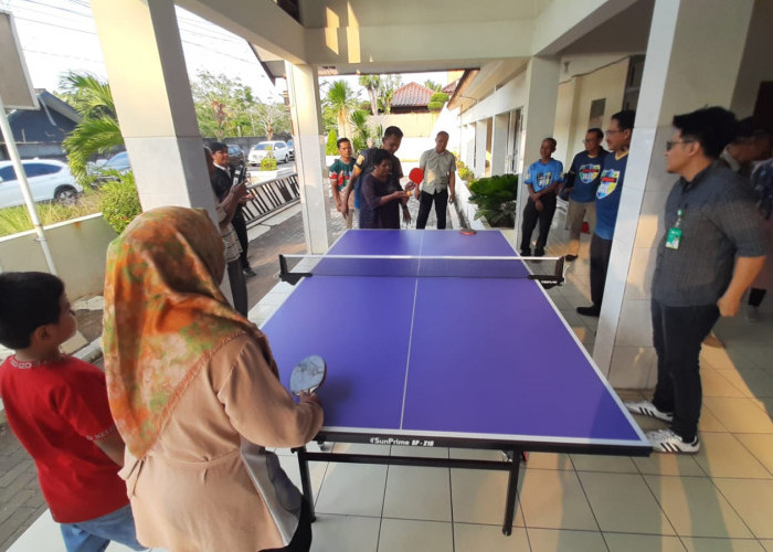 Tawa Pejuang Kanker Kembali Menggema di Rumah Singgah YKI Semarang, Meja Pingpong Jadi Terapi Psikologis Penum