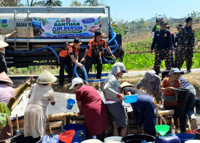 Kekeringan Makin Parah di Gunungsari Kebumen, Warga Antre Air hingga Malam