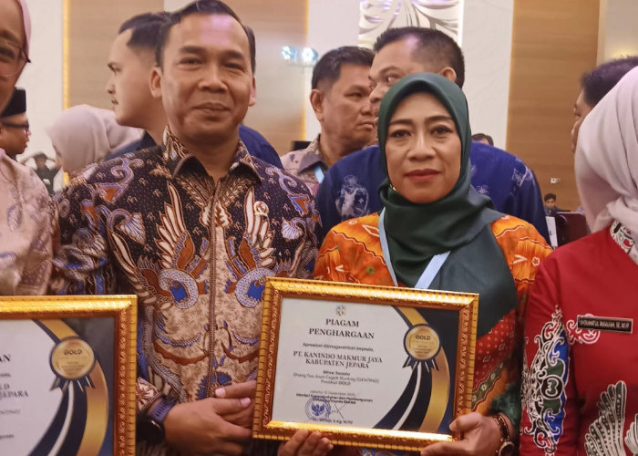 Dua Perusahaan Padat Karya Sabet Genting Award, Harumkan Jepara dengan Menurunkan Stunting