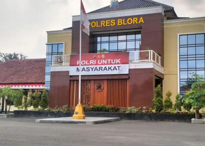 Tiga warga jadi tersangka pengeroyokan polisi saat karnaval HUT RI di Blora 