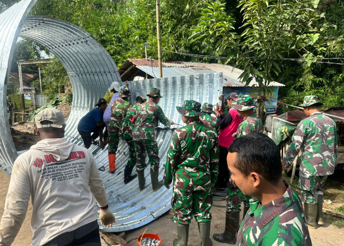 TNI Buka Peluang Semua Desa di Kudus Bangun Jembatan Armco Tanpa Biaya