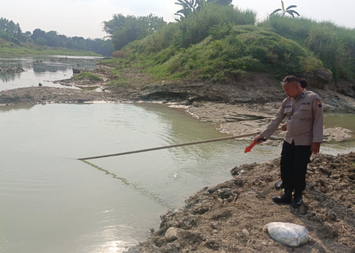 Mandi di Sungai Bengawan Solo, Dua Pelajar Putri Tenggelam