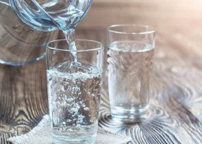 Wajib Dicoba, Ini Dia Manfaat Minum Air Putih untuk Kesehatan Wajah