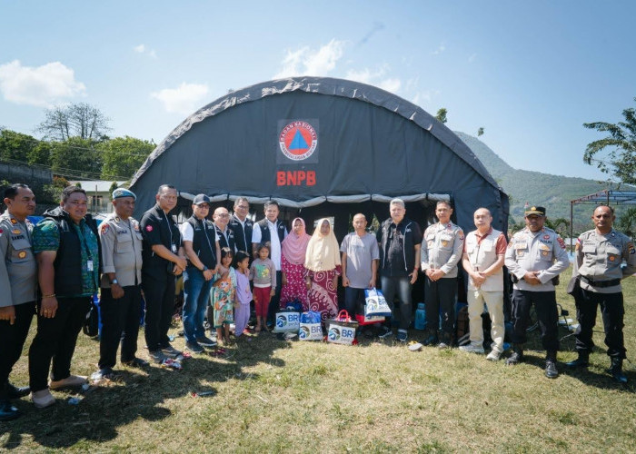 BRI Peduli Bangun 3 Posko Logistik dan 1 Dapur Umum di NTT, Direksi BRI Pantau Lokasi Bencana