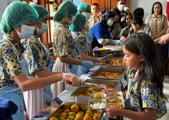 Uji Coba MBG Prasmanan di Jepara, Cara Pemkab Latih Kemandirian dan Gizi Siswa