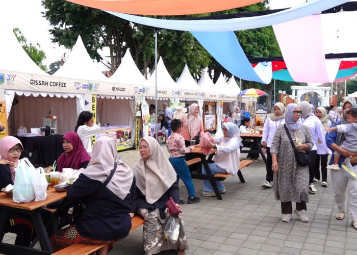 Pengunjung Antusias Berburu Kuliner di Festival Kuliner Kebumen 2026, Harga Tetap Ramah di Kantong