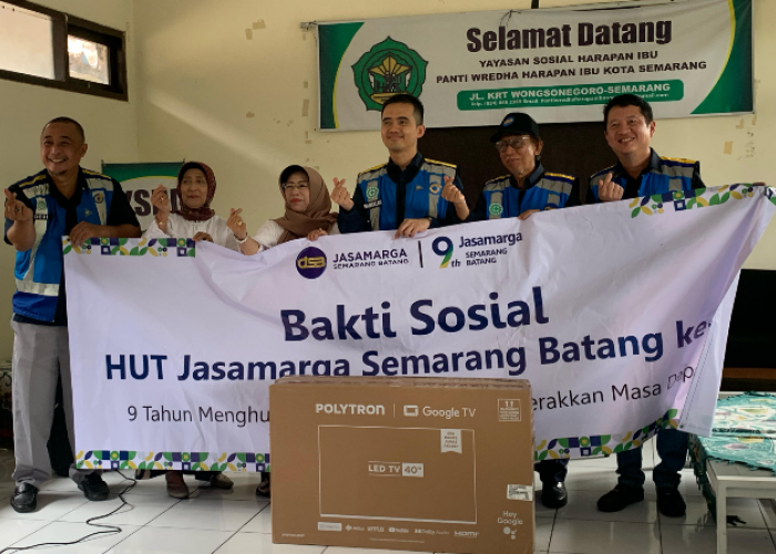 Awali Tahun ke-9, PT Jasamarga Semarang Batang Beri Bantuan Panti Wredha Harapan Ibu