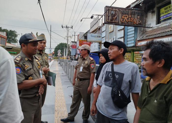 Tertibkan PKL, Satpol PP Batang Panggil 12 Pedagang Jalan Yos Sudarso