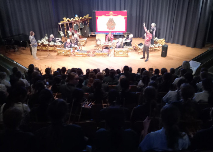Angklung hingga Wayang Bawa Budaya Indonesia ke Sekolah di Wellington Selandia Baru