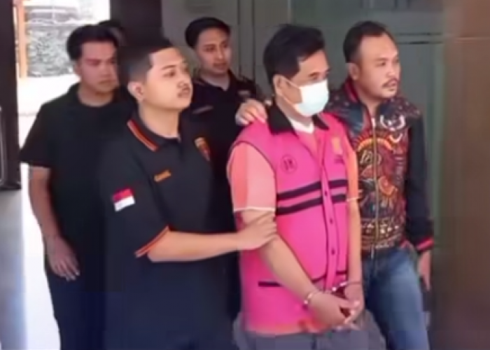 Buron 10 Tahun, Terpidana Kredit Fiktif Ditangkap di Bandung Saat Antar Galon