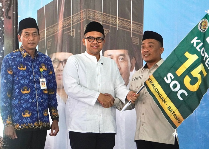 Bupati Batang Lepas 951 Jemaah Calon Haji, Tertua 86 Tahun dan Termuda 17 Tahun