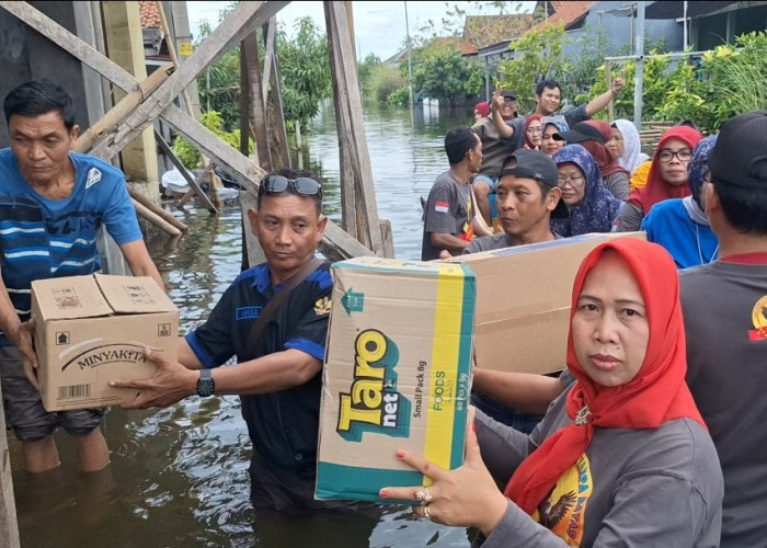 Dua Pekan Banjir Masih Menggenang di Pekalongan, Bantuan Logistik Masyarakat Terus Dibutuhkan