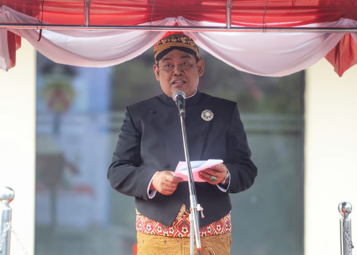 Peringati Hardiknas, Bupati Grobogan: Tidak Boleh Ada Diskriminasi dalam Dunia Pendidikan