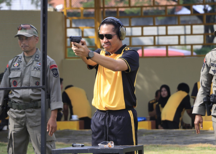 Latihan Menembak, Tingkatkan Profesionalitas Personel Polres Tegal 