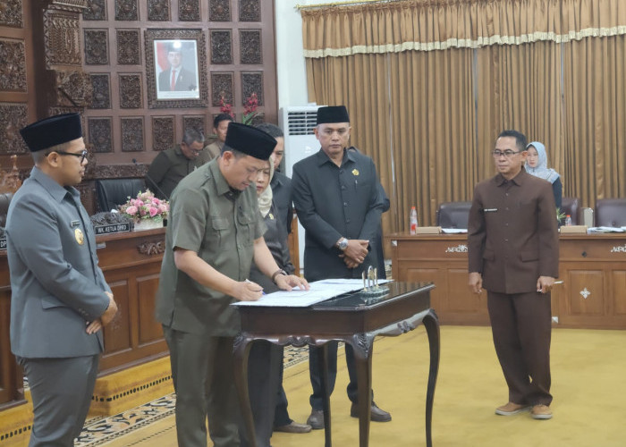 Pendapatan APBD Batang 2025 Tembus Rp2,03 Triliun, Bupati Faiz Paparkan KUA-PPAS 2027
