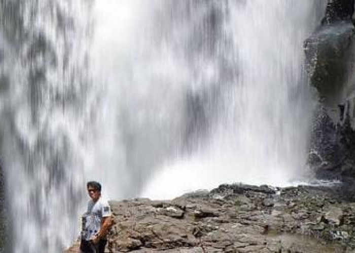 Air Terjun Blangsinga: Curug yang Mempunyai Fasilitas Kolam Renang di Bali