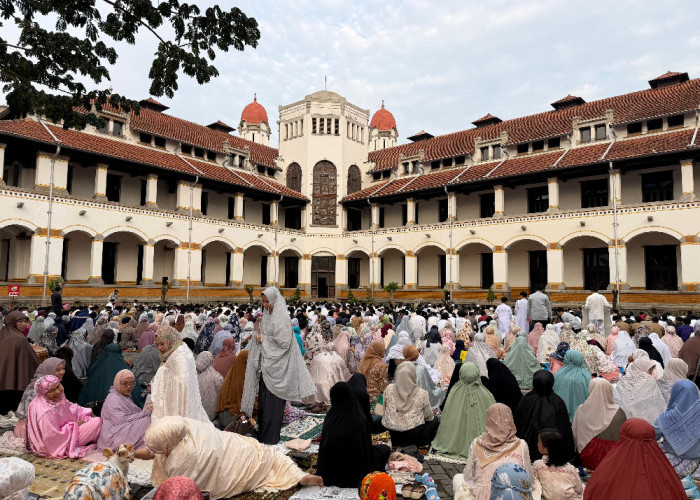 Salat Ied di Lawang Sewu Kian Diminati, Tahun Kedua Diserbu Ratusan Jamaah