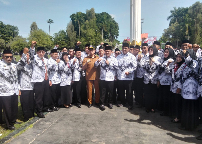 Hari Guru, Ajak Guru Luruskan Niat Perkuat Motivasi Teguhkan Jati Diri