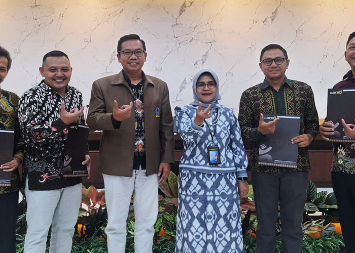 Empat Dosen UPS Tegal Sandang Jabatan Lektor Kepala