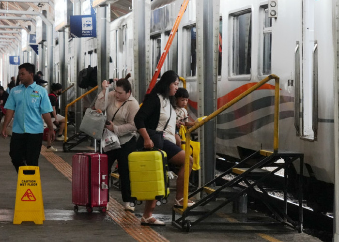 Lonjakan Penumpang Kereta di Libur Natal 2025, Daop 4 Semarang Layani 465 Ribu Orang