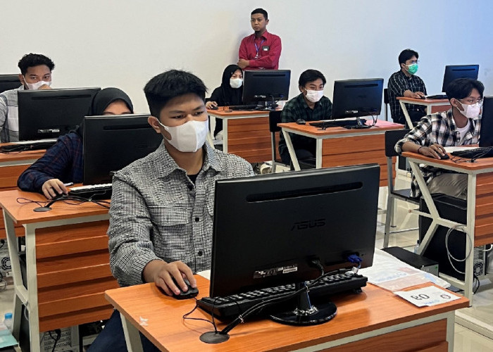 Diduga Lakukan Kecurangan, Peserta UTBK Undip Semarang Kedapatan Gunakan Alat Bantu Dengar Tersembunyi