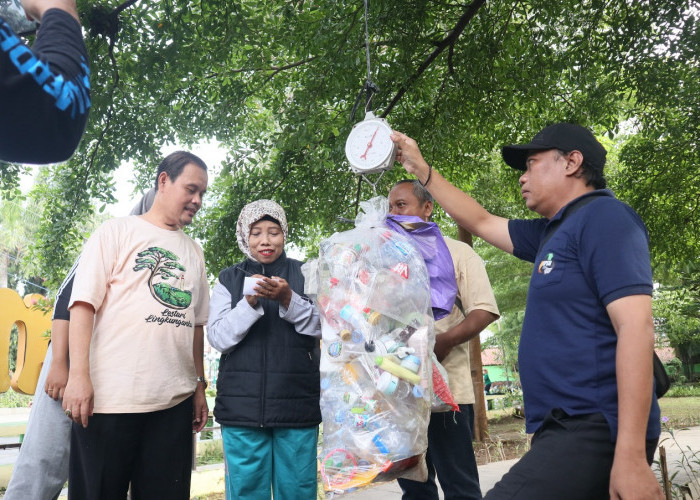 Senam Sehat hingga Tukar Sampah Warnai Hari Peduli Sampah Nasional 