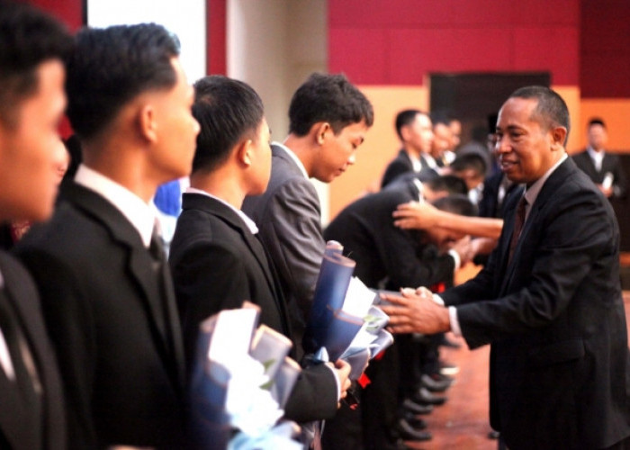 14 Siswa SMK Muhammadiyah 1 Kota Tegal Diterima Kerja Meski Belum Lulus