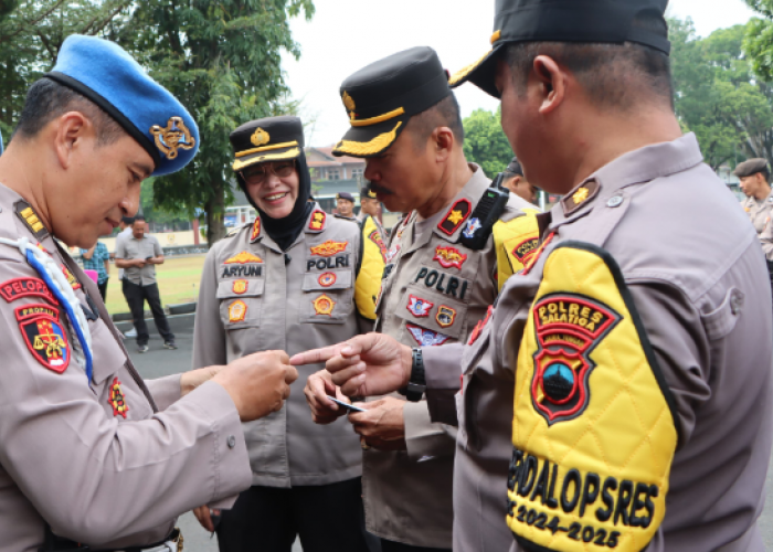 Jalani Cek Urine, Kapolres Salatiga Turut Diperiksa Propam Polda Jateng