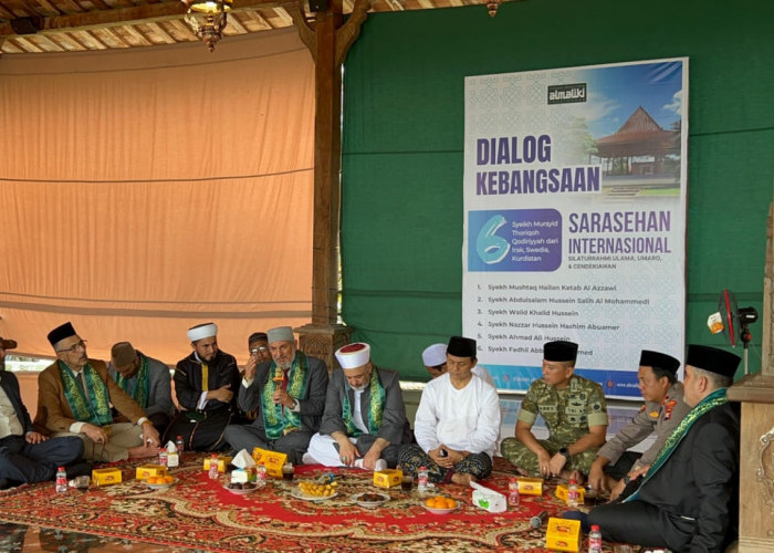 Ulama Qodiryah Rifa'iyah Dunia Datangi Ponpes Al-Maliki Pekalongan, Bahas Persatuan Thariqah Internasional